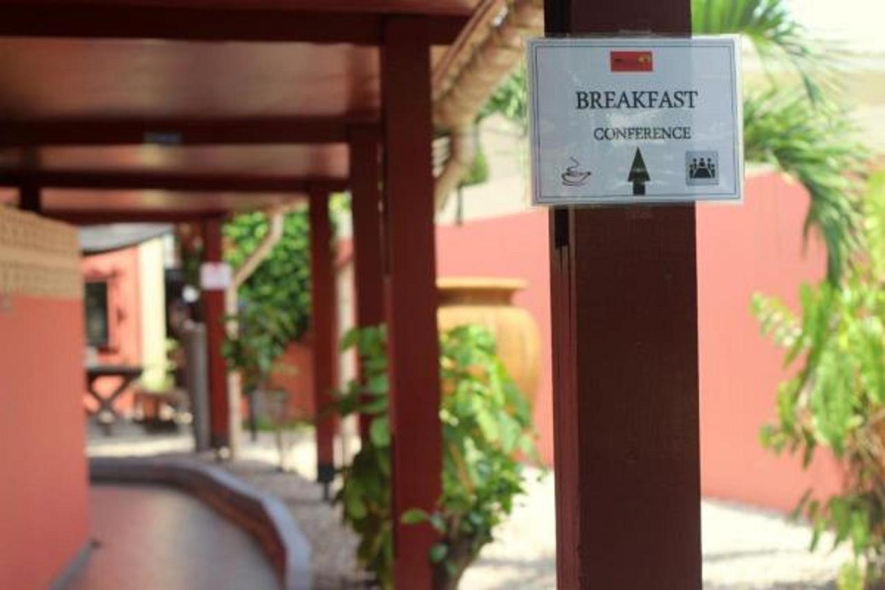 Hotel Chez Jimmy Port-Gentil Exterior foto